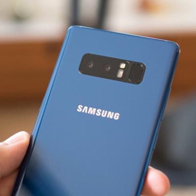 Galaxy Note 8: Ấn tượng về camera, bút S-Pen, giá gần bằng xe máy
